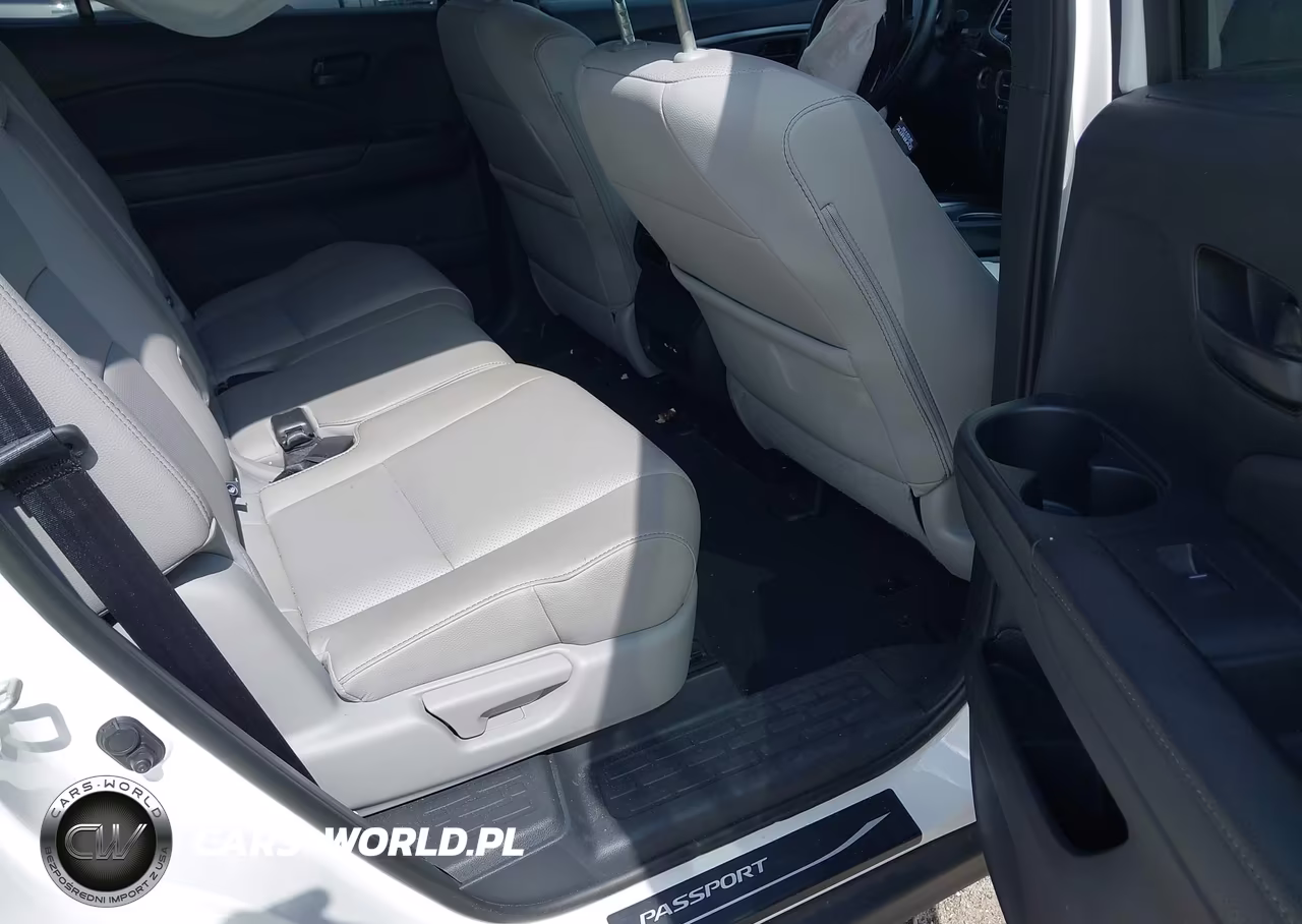 2025 Honda Passport Awd Ex-L VIN:5FNYF8H5XSB006974 - 8