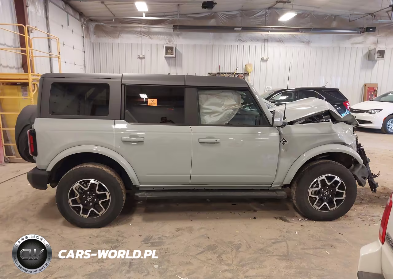 2023 Ford Bronco Outer Banks VIN:1FMEE5DP6PLB60867 - 13
