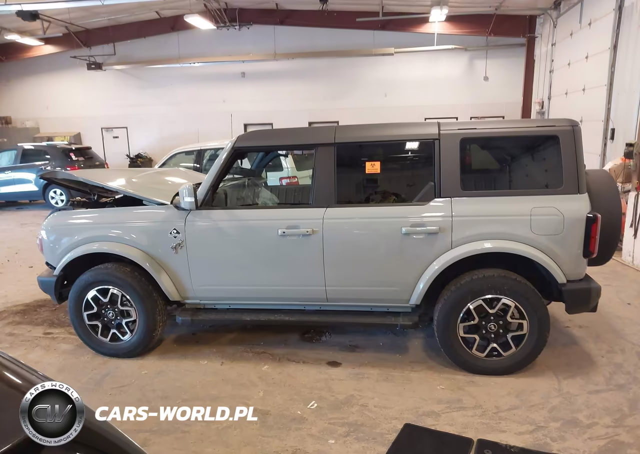 2023 Ford Bronco Outer Banks VIN:1FMEE5DP6PLB60867 - 14