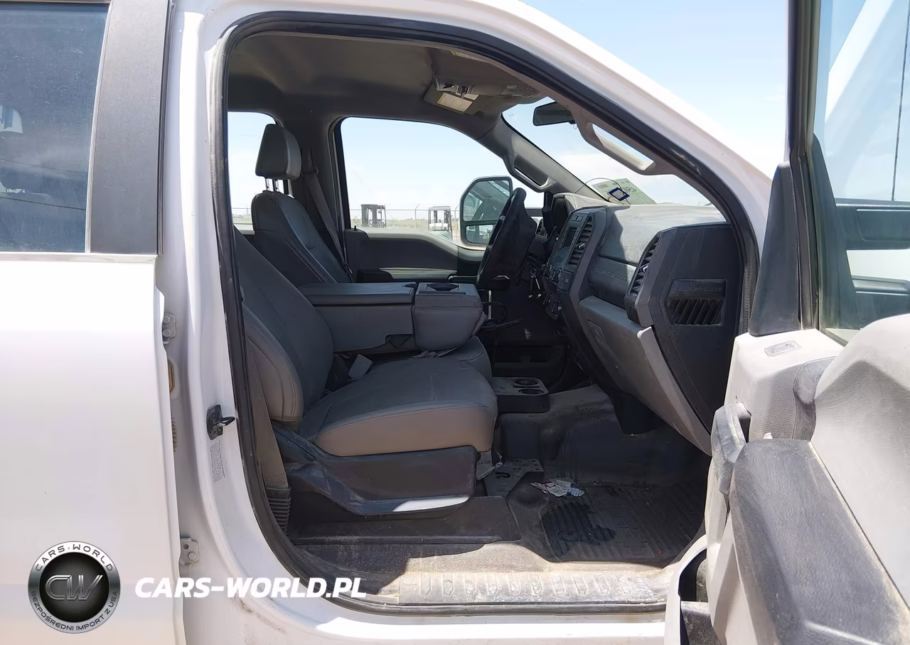 2019 Ford F-350 Chassis Xl VIN:1FD8W3HT0KEG78220 - 5
