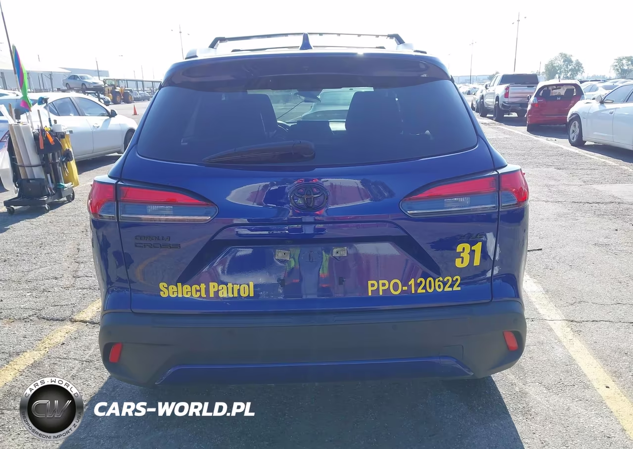 2024 Toyota Corolla Cross Xle VIN:7MUDAAAGXRV085364 - 17