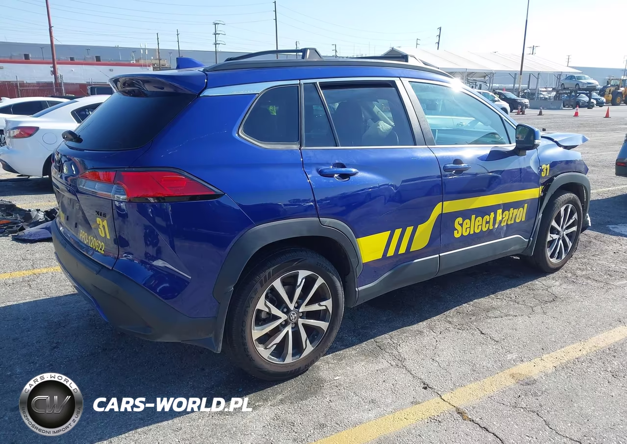 2024 Toyota Corolla Cross Xle VIN:7MUDAAAGXRV085364 - 4