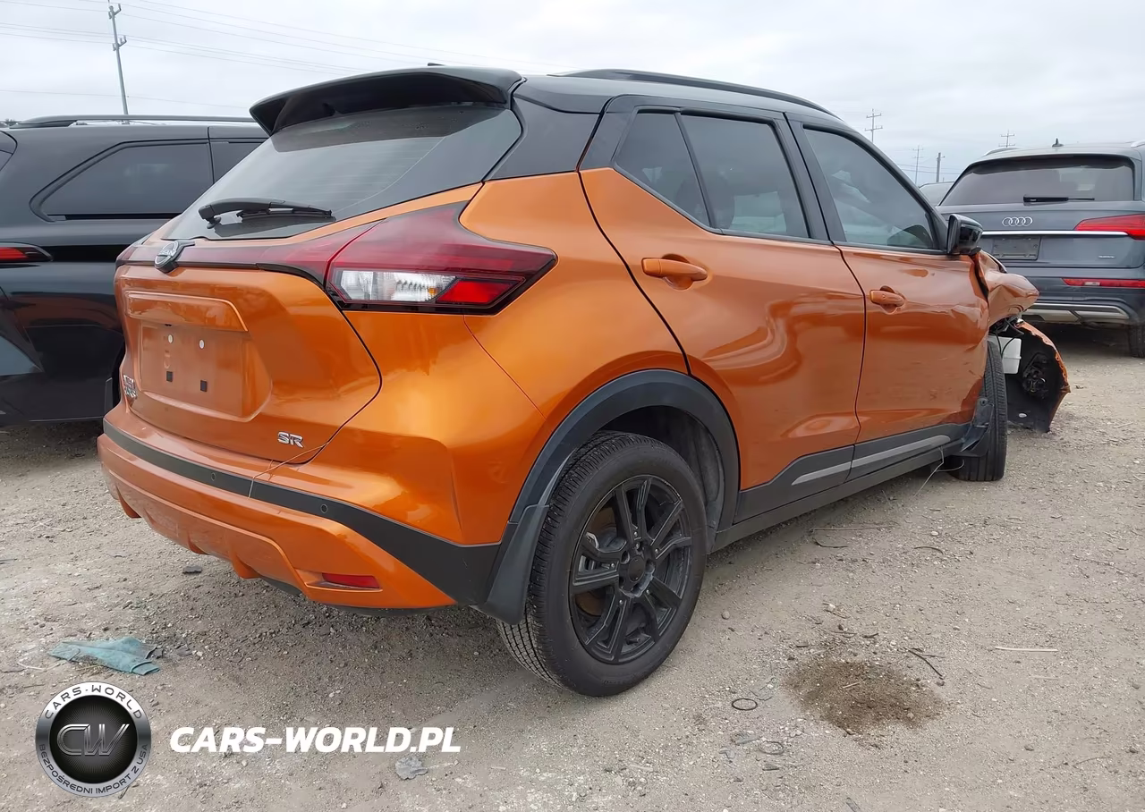 2022 Nissan Kicks Sr Xtronic Cvt VIN:3N1CP5DV8NL528104 - 4