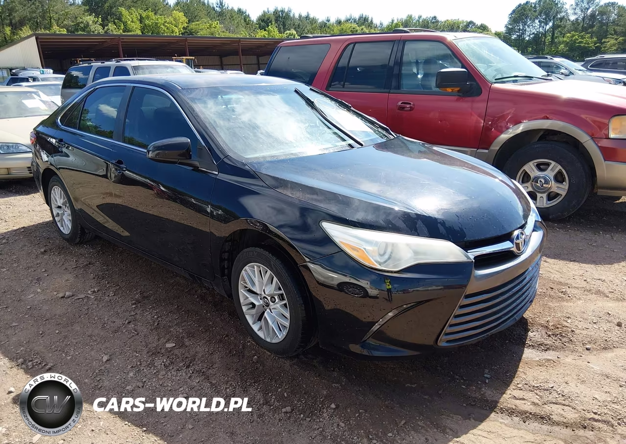 2016 Toyota Camry Le