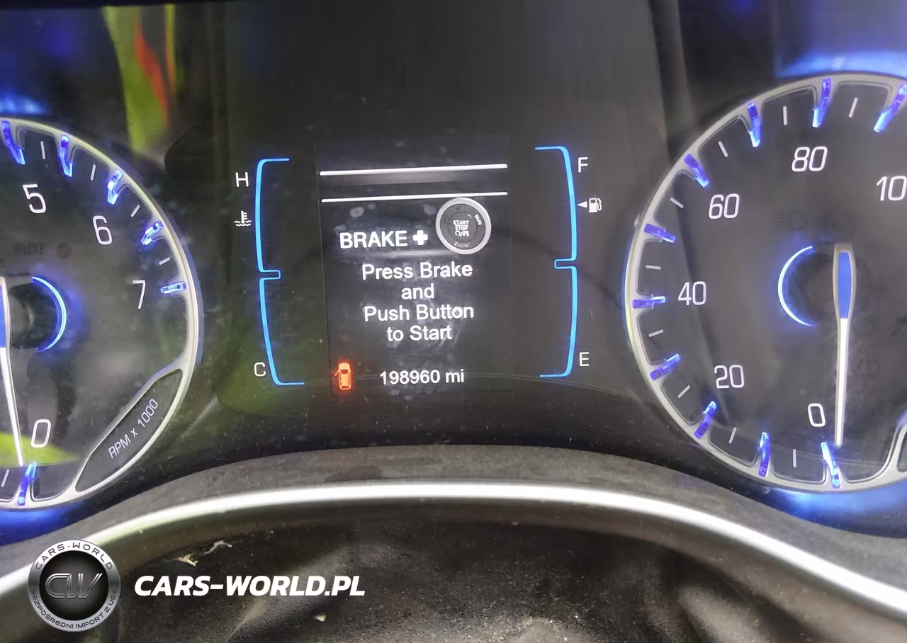 2017 Chrysler Pacifica Touring VIN:2C4RC1DG2HR668525 - 7