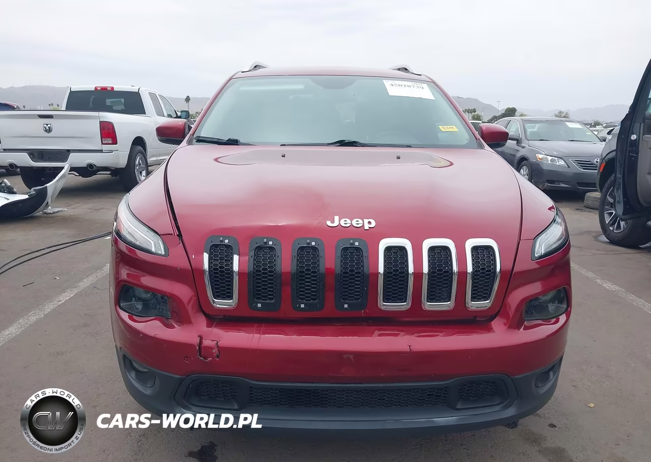 2017 Jeep Cherokee Latitude Fwd VIN:1C4PJLCS9HW596034 - 6