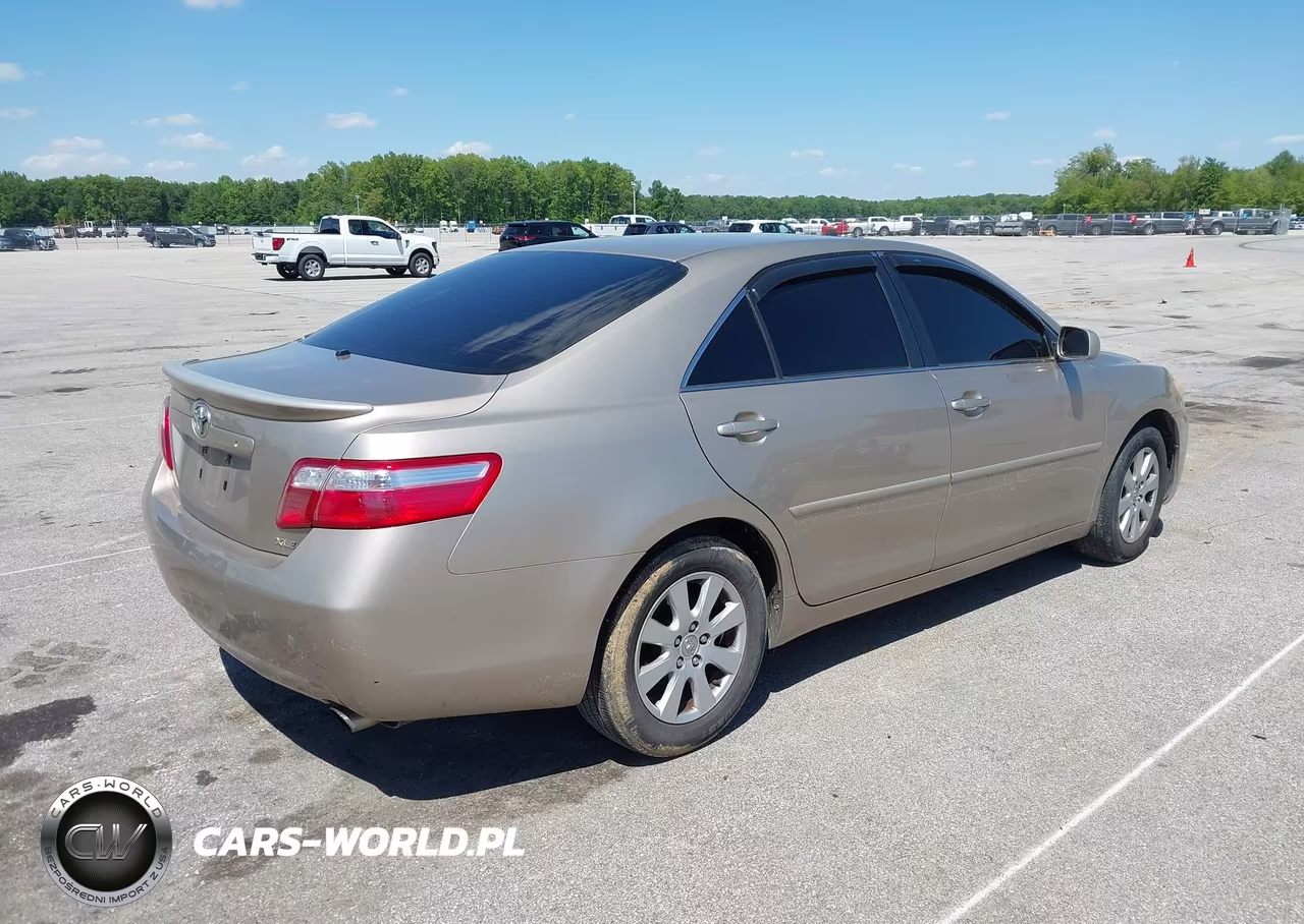 2007 Toyota Camry Xle VIN:JTNBE46K173104110 - 4