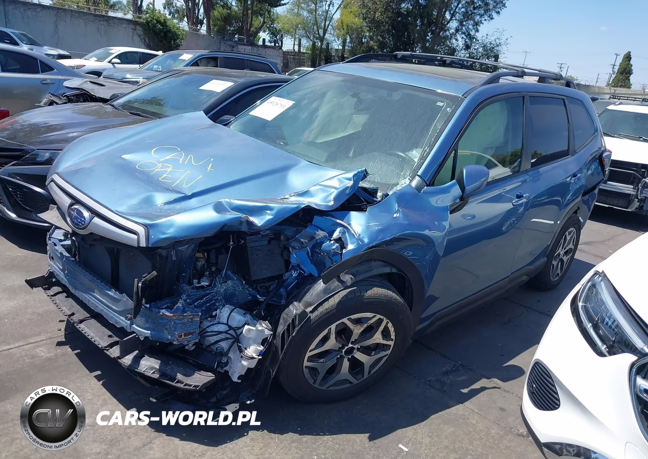2021 Subaru Forester Premium VIN:JF2SKAFC2MH429966 - 2