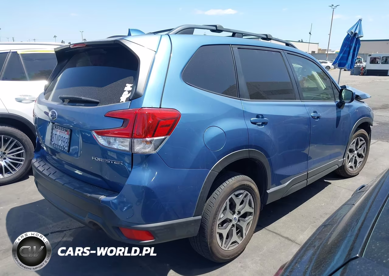 2021 Subaru Forester Premium VIN:JF2SKAFC2MH429966 - 4