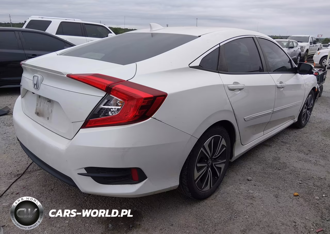 2018 Honda Civic Ex-L VIN:JHMFC1F75JX003771 - 4
