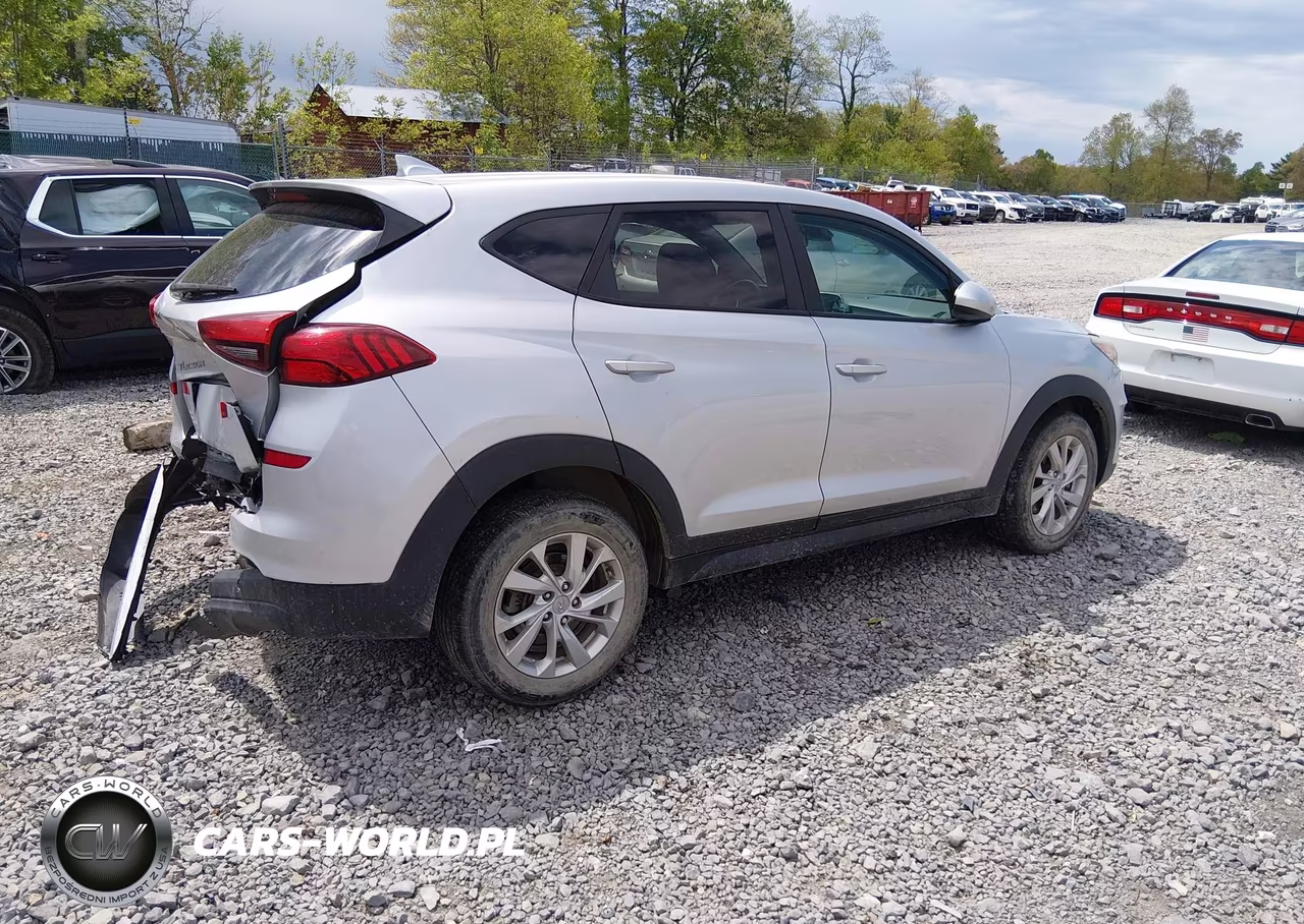 2019 Hyundai Tucson Se VIN:KM8J2CA47KU877397 - 4