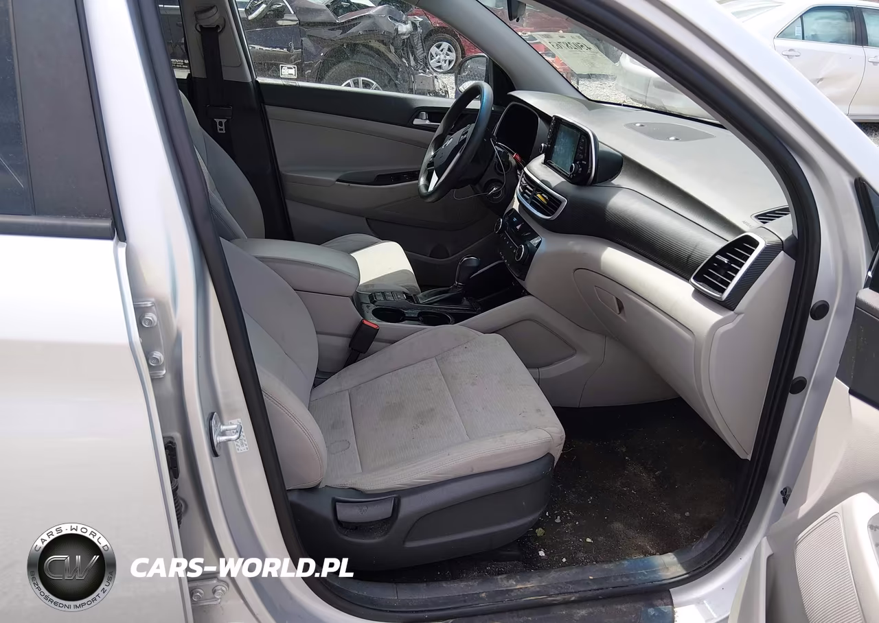 2019 Hyundai Tucson Se VIN:KM8J2CA47KU877397 - 5