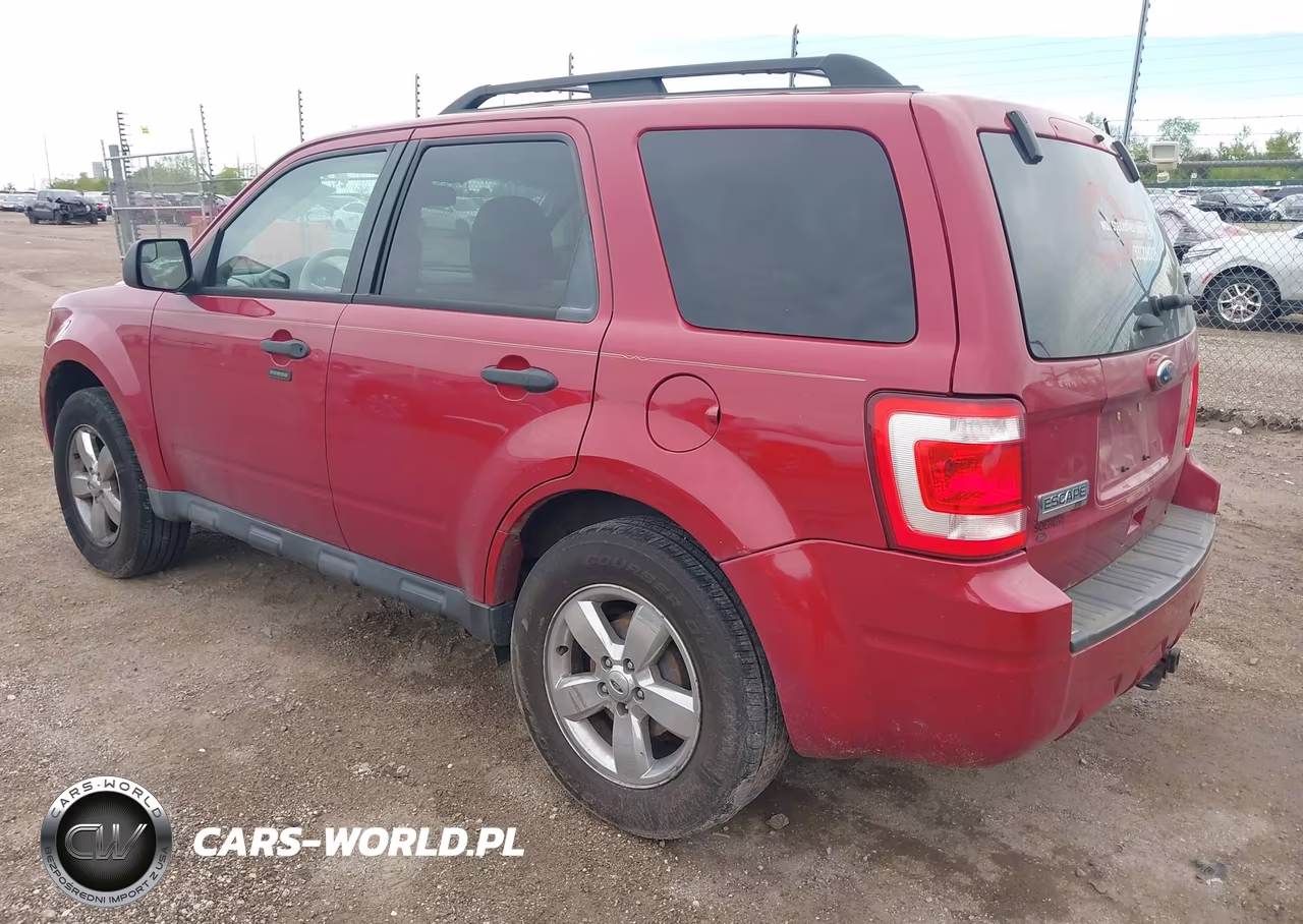 2011 Ford Escape Xlt VIN:1FMCU9DG8BKB20676 - 3