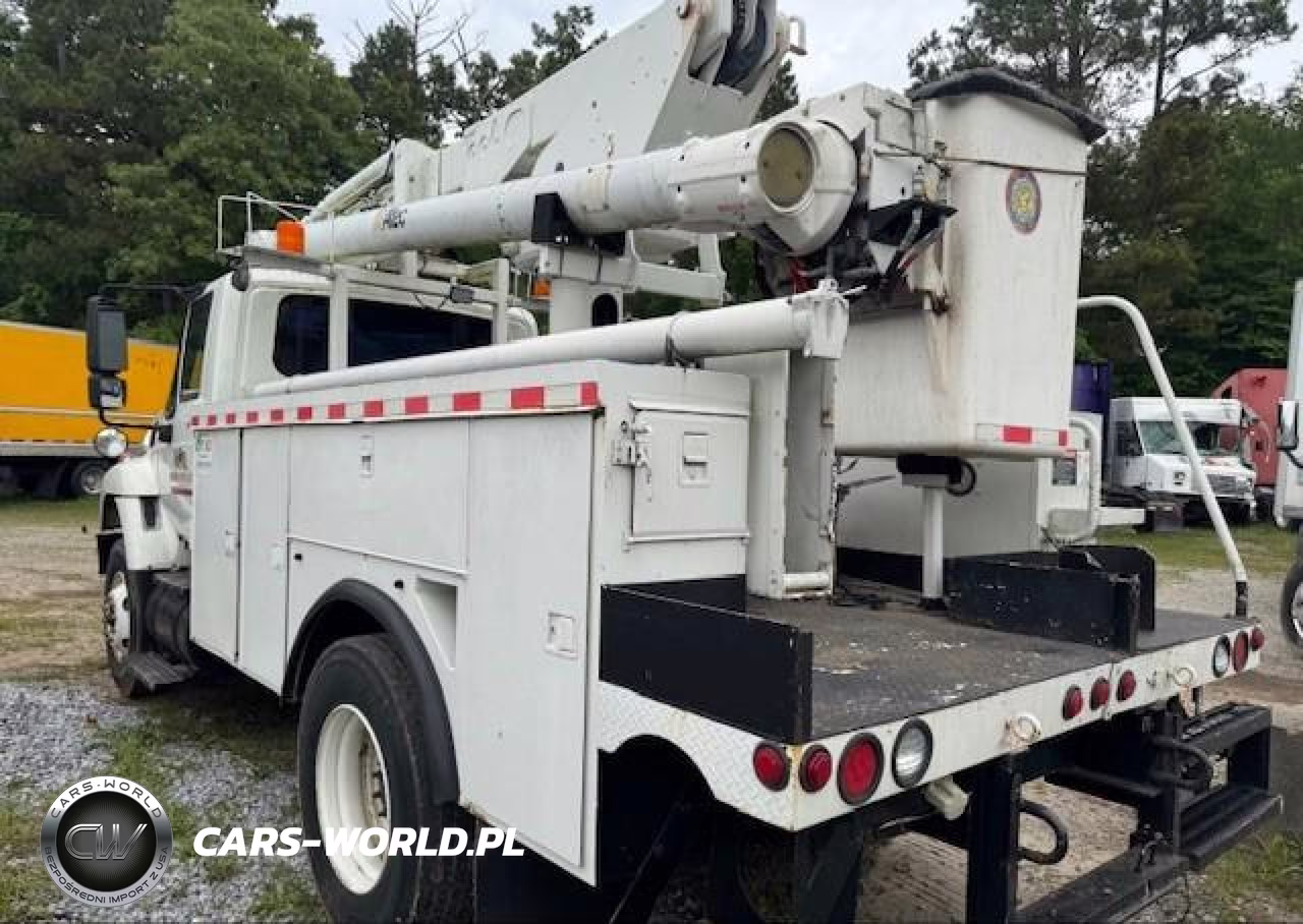 2008 International 7300 Bucket Truck VIN:IHTZZAAN88J652287 - 3