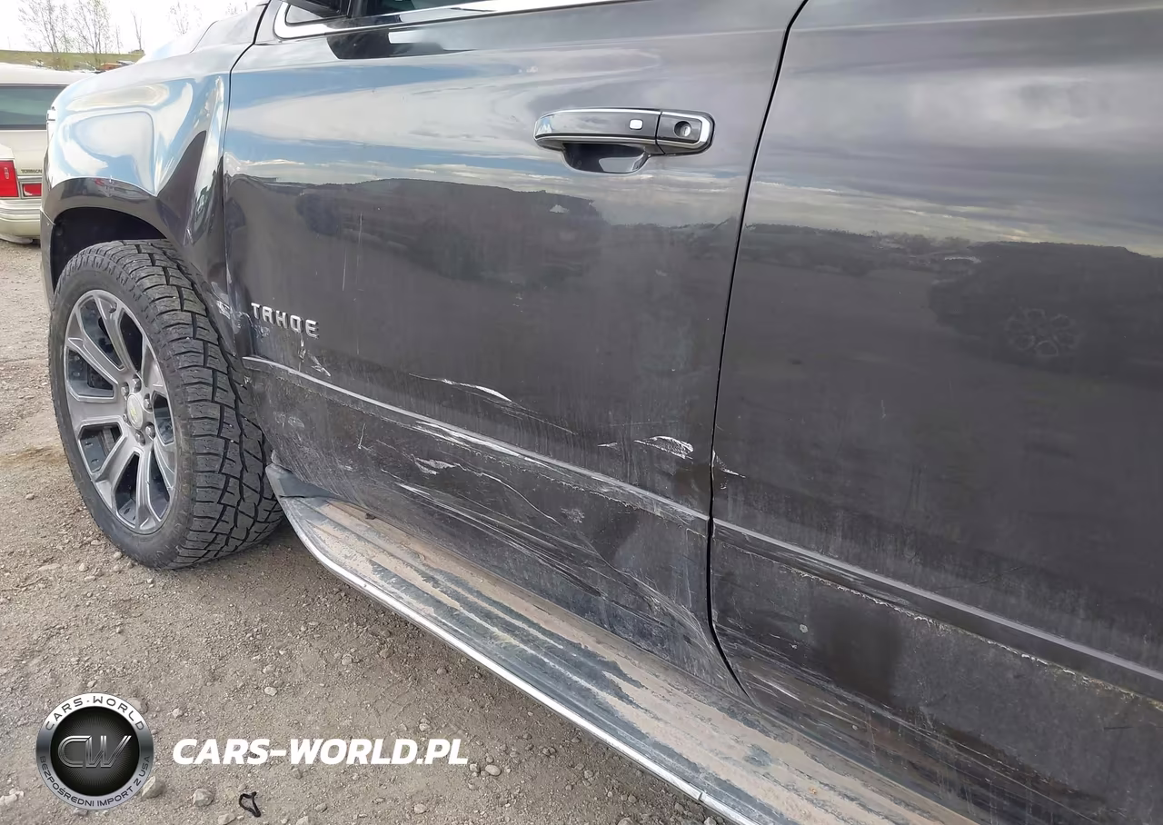 2015 Chevrolet Tahoe Ltz VIN:1GNSKCKCXFR639185 - 6