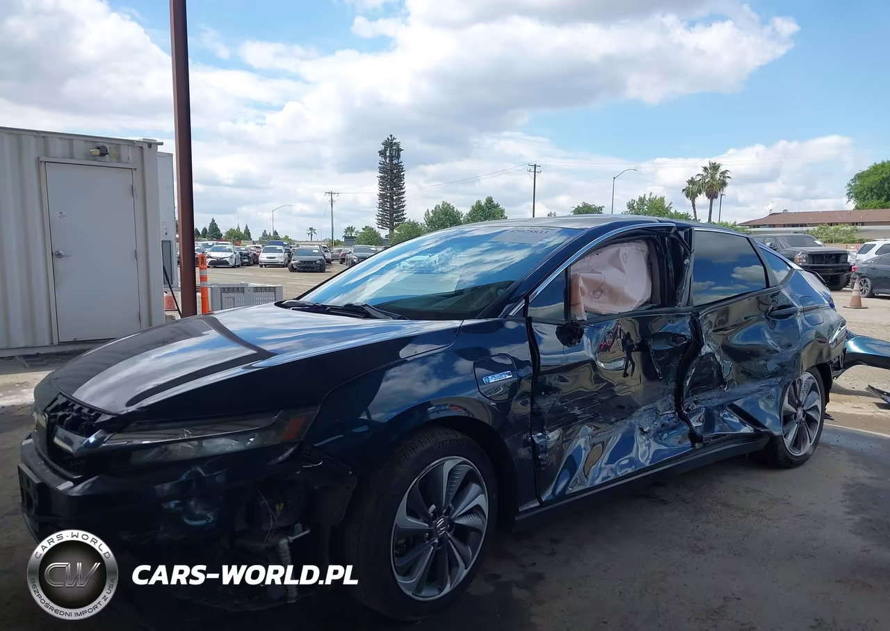 2018 Honda Clarity Plug-In Hybrid Touring VIN:JHMZC5F3XJC015567 - 15
