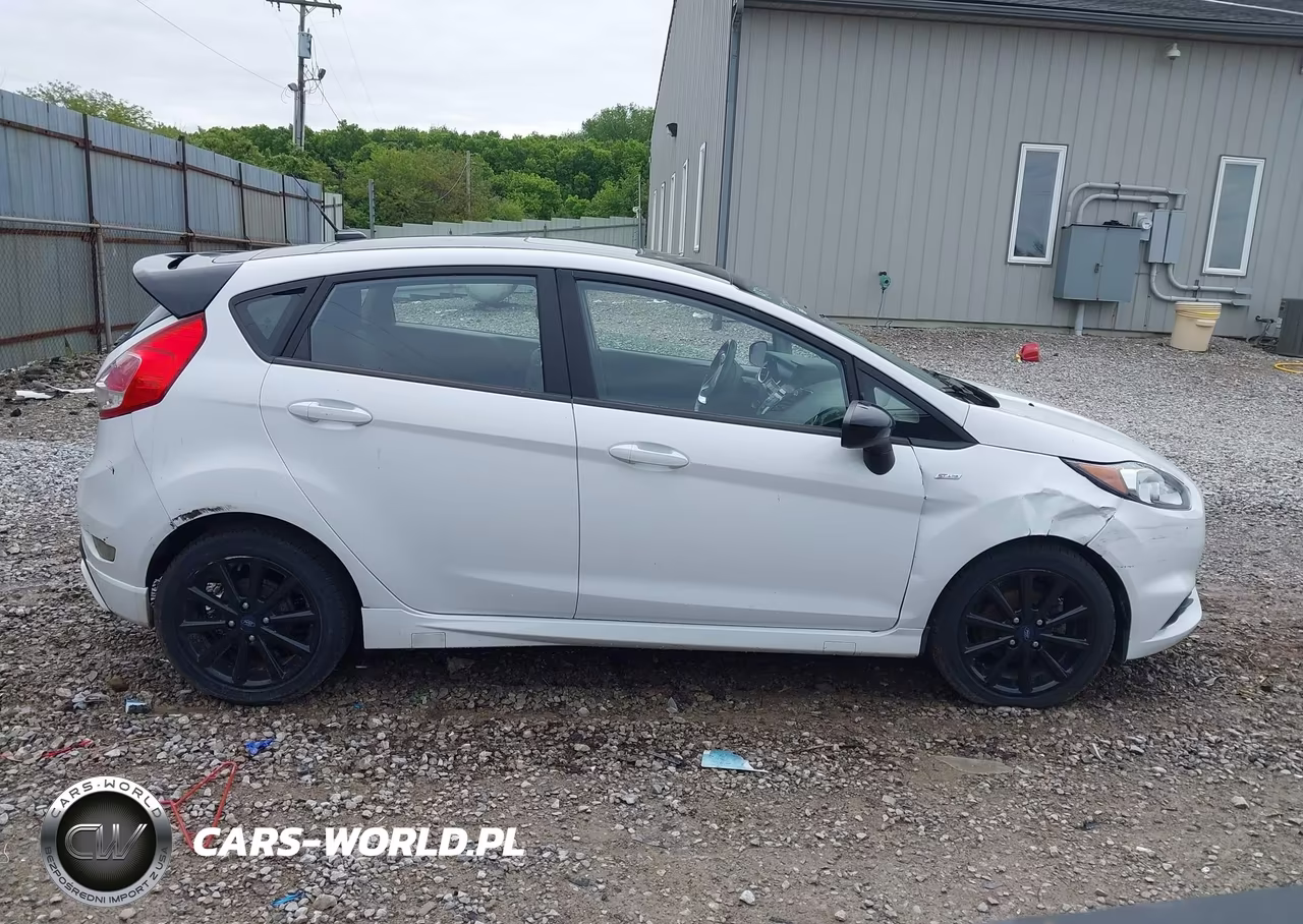 2019 Ford Fiesta St Line VIN:3FADP4DJ7KM136431 - 14