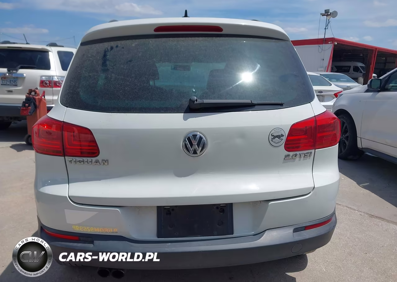 2015 Volkswagen Tiguan Se VIN:WVGAV7AX7FW512558 - 16