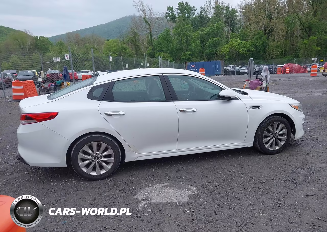 2016 Kia Optima Lx VIN:5XXGT4L34GG006699 - 13