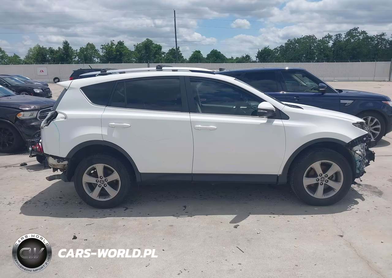 2015 Toyota Rav4 Xle VIN:JTMWFREV5FD048824 - 13