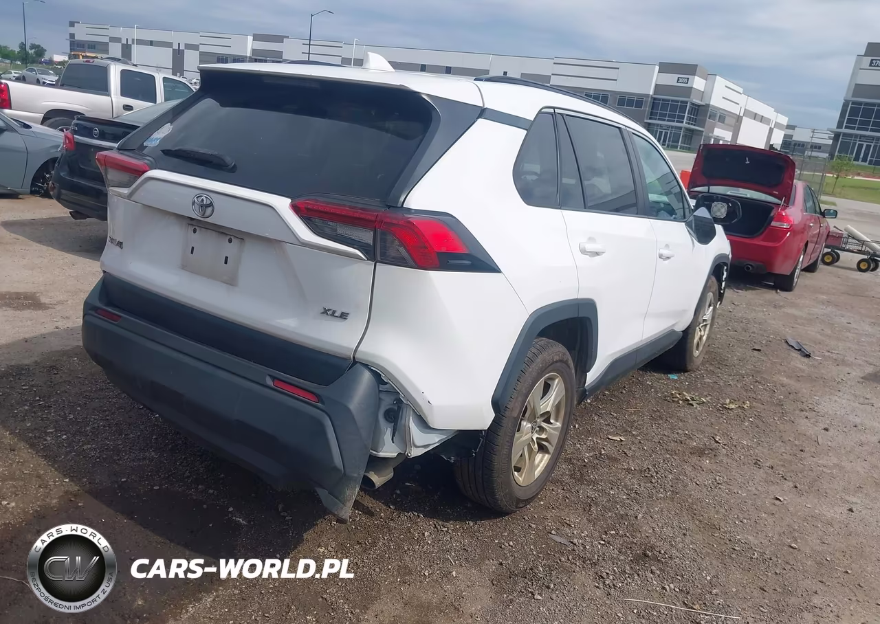 2021 Toyota Rav4 Xle VIN:2T3W1RFV7MC124364 - 4
