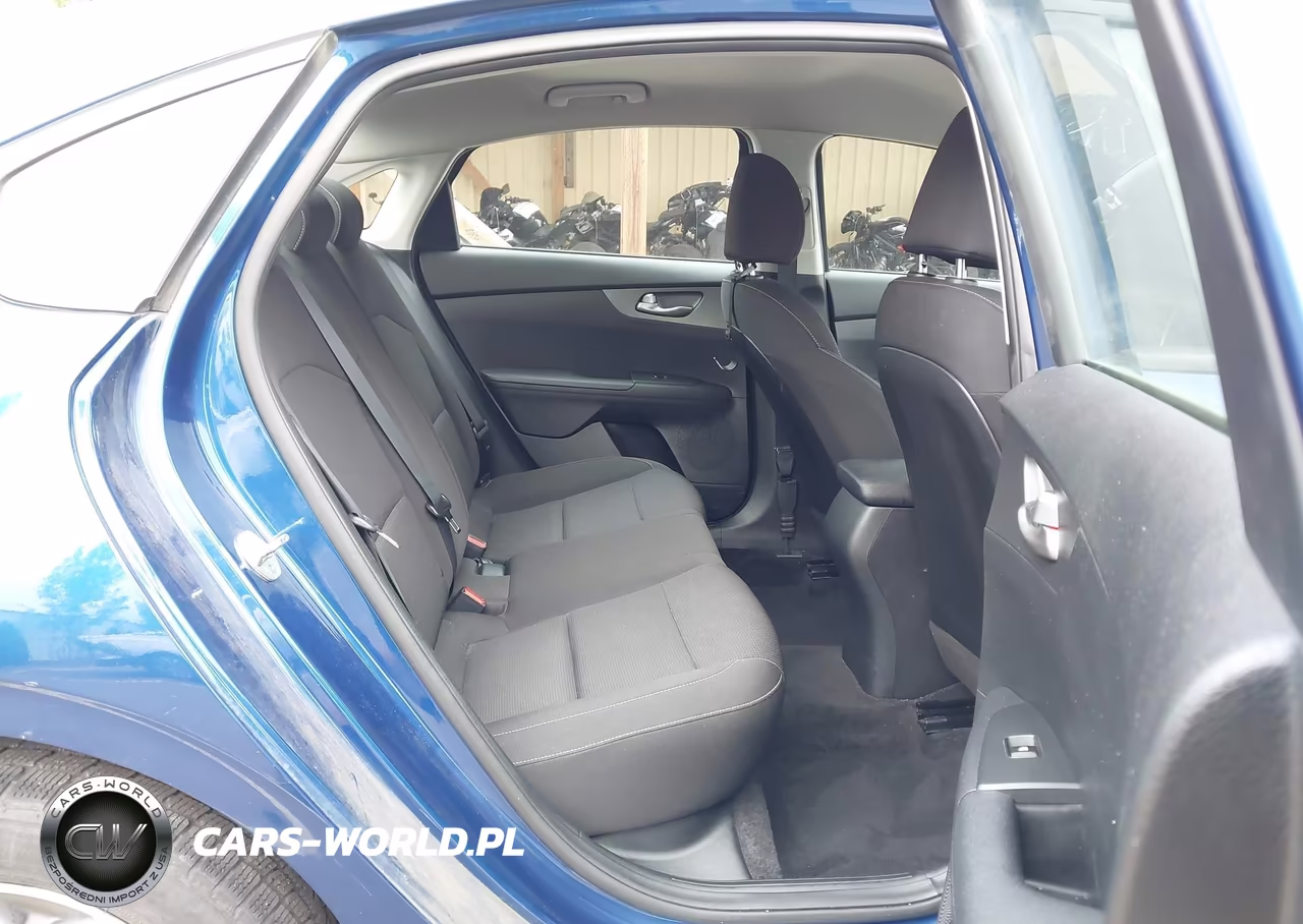 2020 Kia Forte Lxs VIN:3KPF24AD6LE258905 - 8