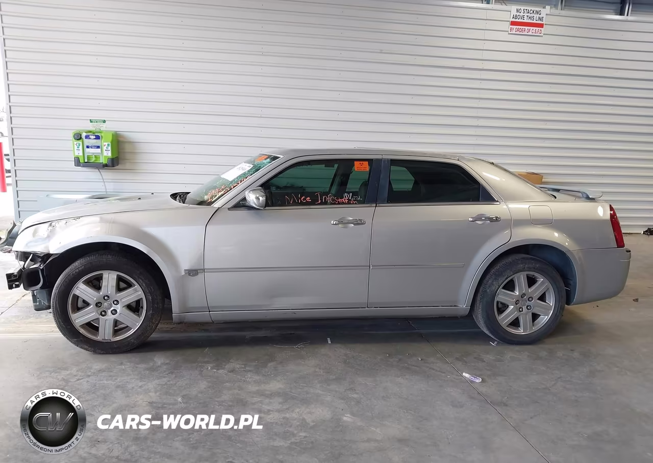 2005 Chrysler 300C VIN:2C3AK63HX5H638623 - 15