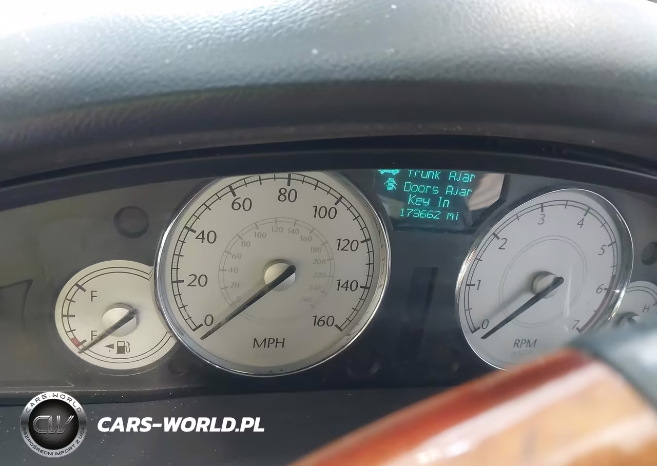 2005 Chrysler 300C VIN:2C3AK63HX5H638623 - 7