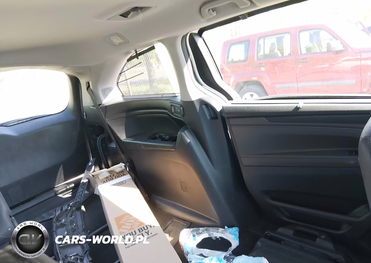 2018 Honda Odyssey Elite VIN:5FNRL6H97JB049042 - 8