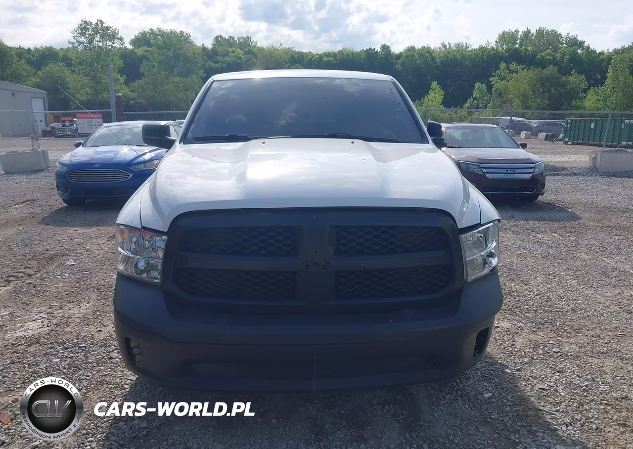2018 Ram 1500 Tradesman 4X4 6'4 Box VIN:1C6RR7ST0JS206347 - 12