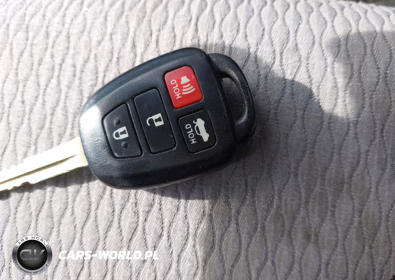 2014 Toyota Corolla Le VIN:2T1BURHE0EC129774 - 11