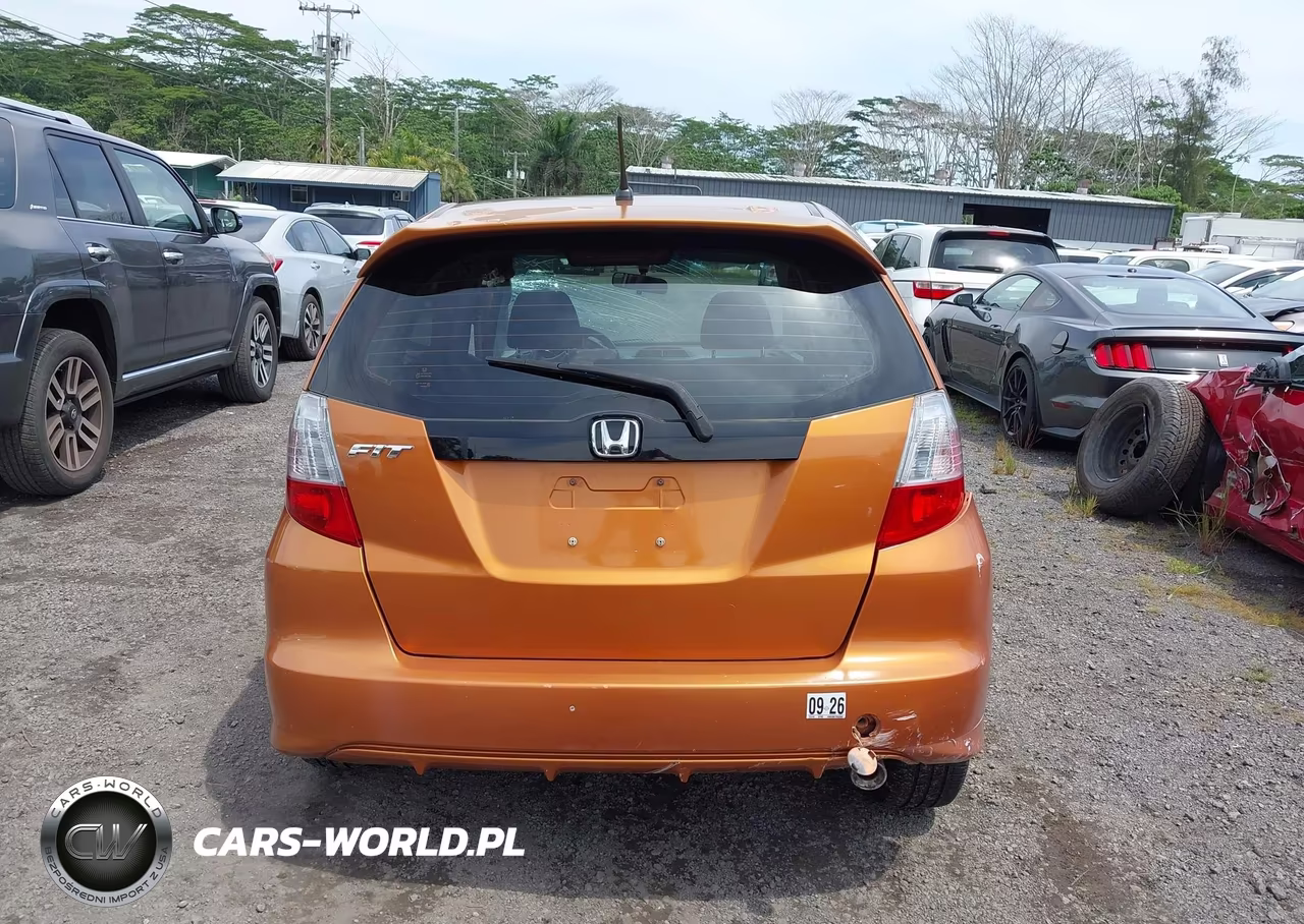 2009 Honda Fit Sport VIN:JHMGE88479S033695 - 15