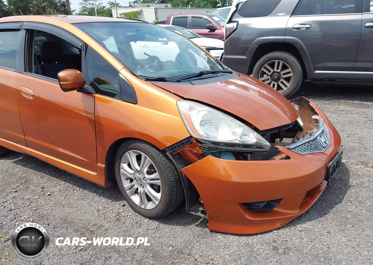 2009 Honda Fit Sport VIN:JHMGE88479S033695 - 17