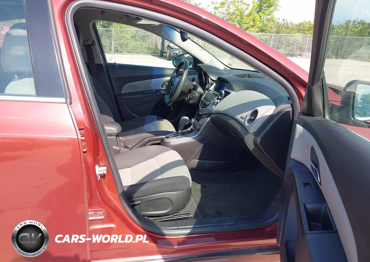 2012 Chevrolet Cruze Ls VIN:1G1PC5SH7C7282647 - 5
