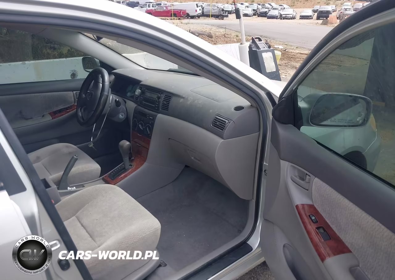 2003 Toyota Corolla Le VIN:JTDBR32E830006576 - 5