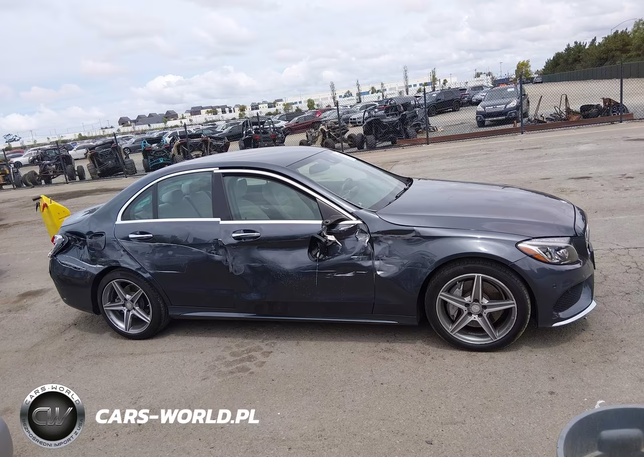 2015 Mercedes-Benz C 300 Sport 4Matic VIN:55SWF4KB2FU008785 - 13