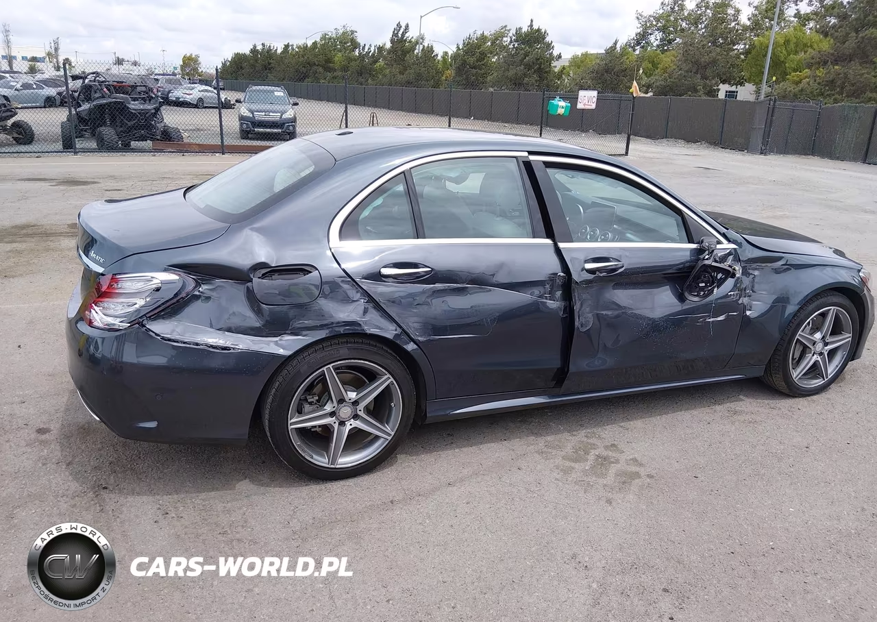 2015 Mercedes-Benz C 300 Sport 4Matic VIN:55SWF4KB2FU008785 - 6