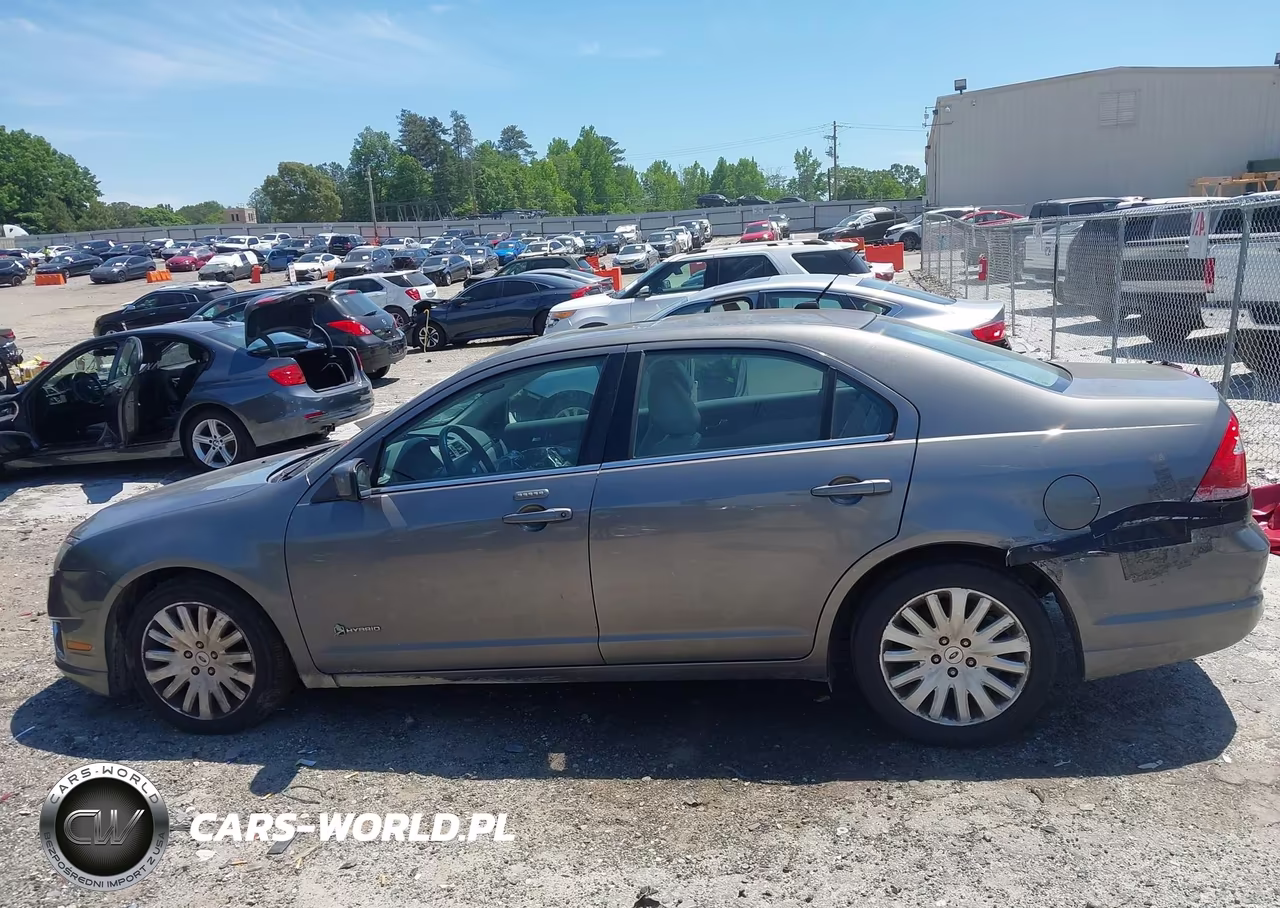 2010 Ford Fusion Hybrid VIN:3FADP0L3XAR344946 - 14