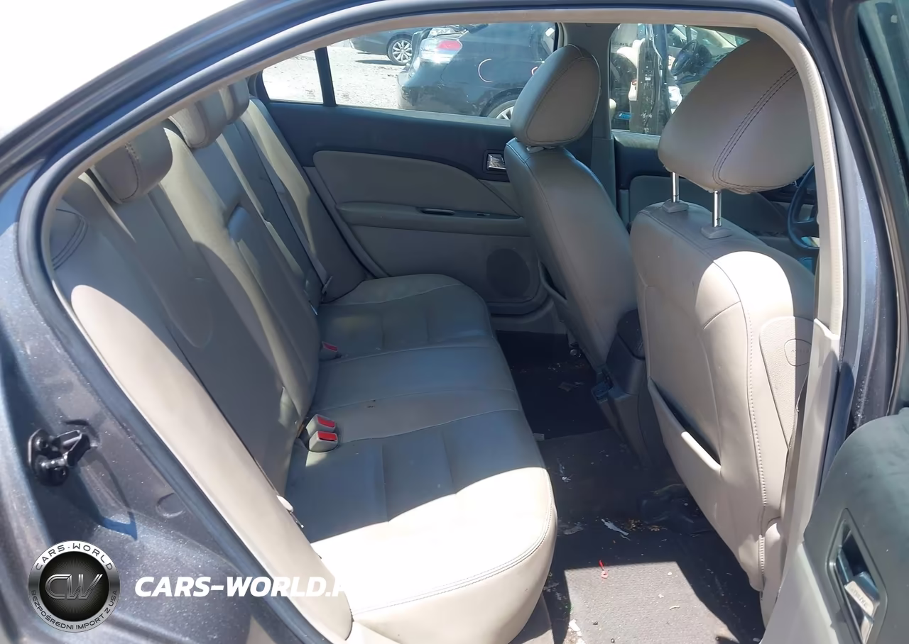 2010 Ford Fusion Hybrid VIN:3FADP0L3XAR344946 - 8