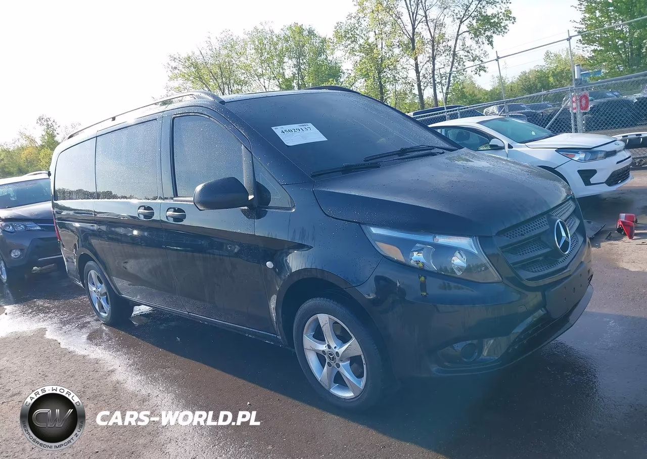 2017 Mercedes-Benz Metris