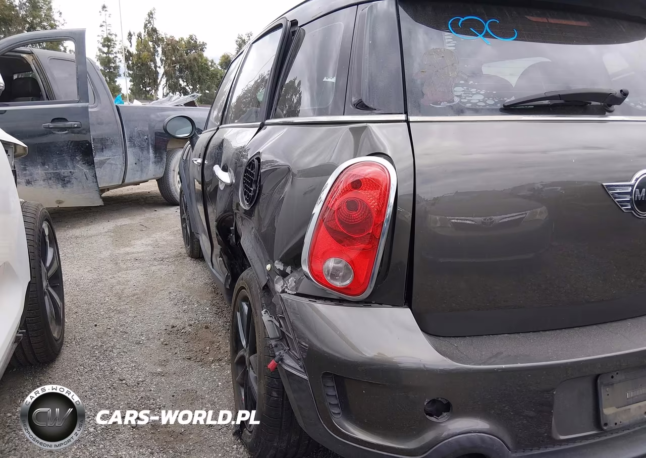 2012 Mini Cooper S Countryman VIN:WMWZC3C52CWL86328 - 6