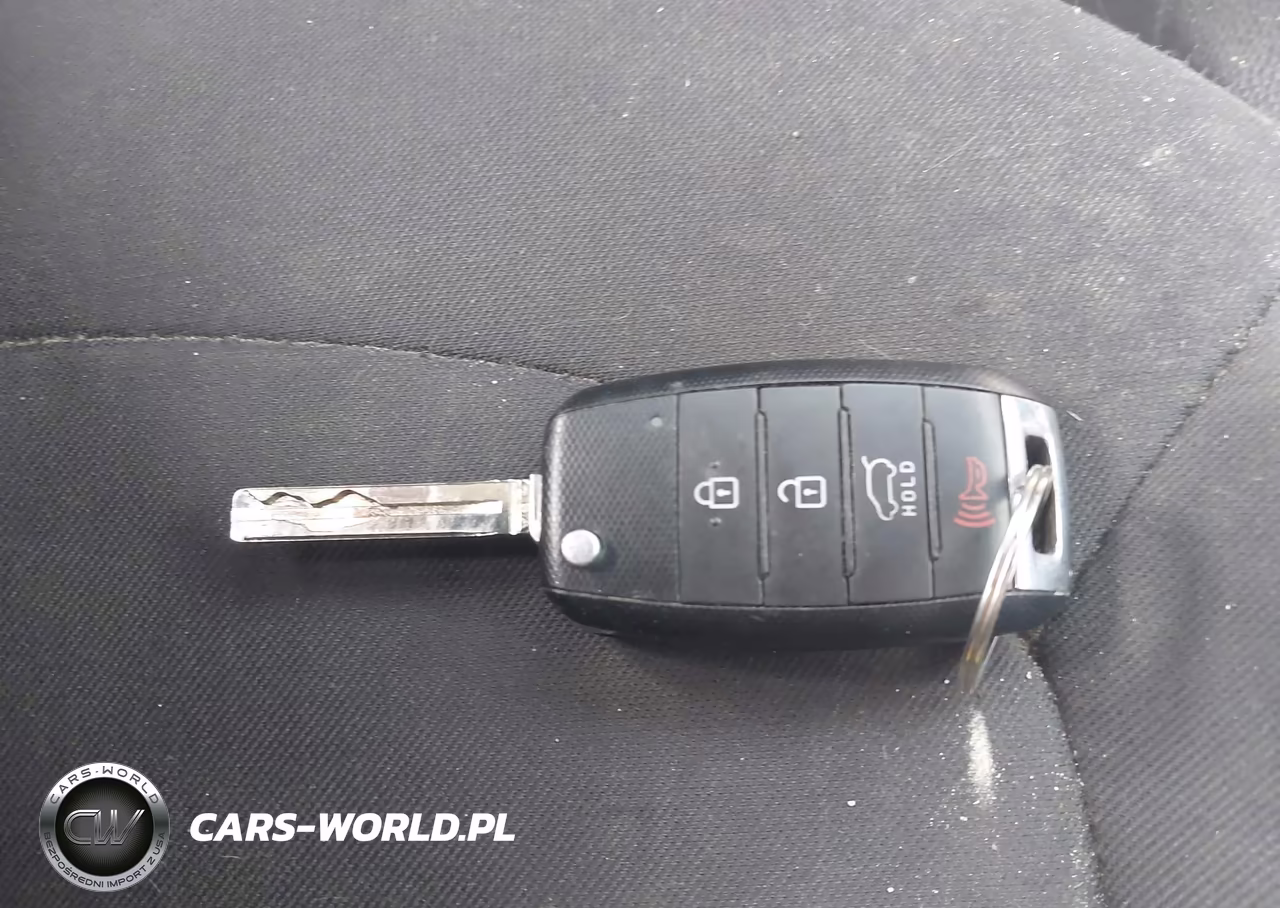 2014 Kia Soul VIN:KNDJN2A21E7724098 - 11