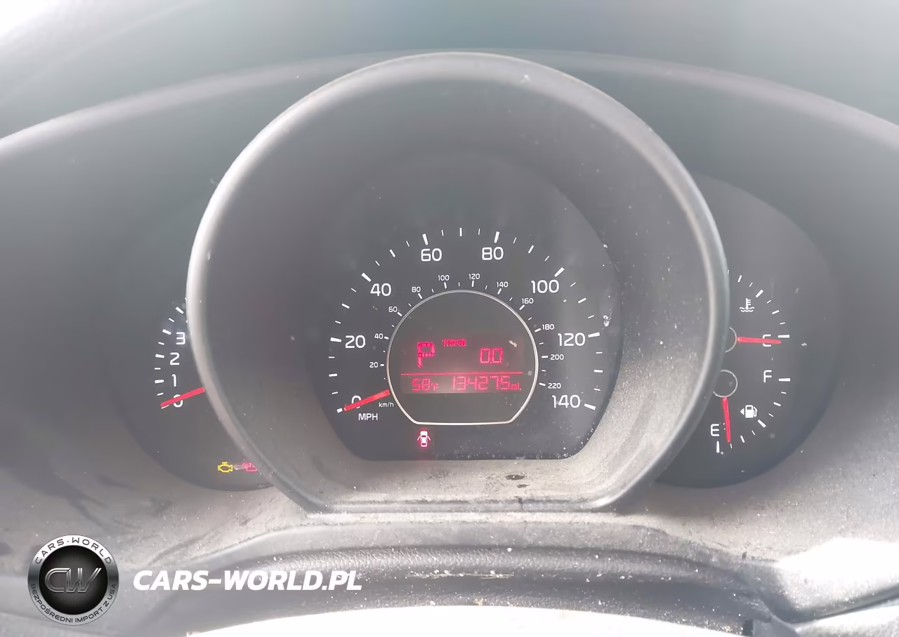 2014 Kia Soul VIN:KNDJN2A21E7724098 - 7