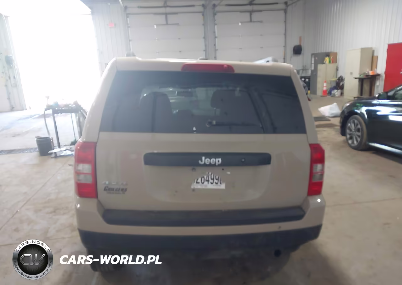 2017 Jeep Patriot Sport VIN:1C4NJRBB1HD164870 - 16