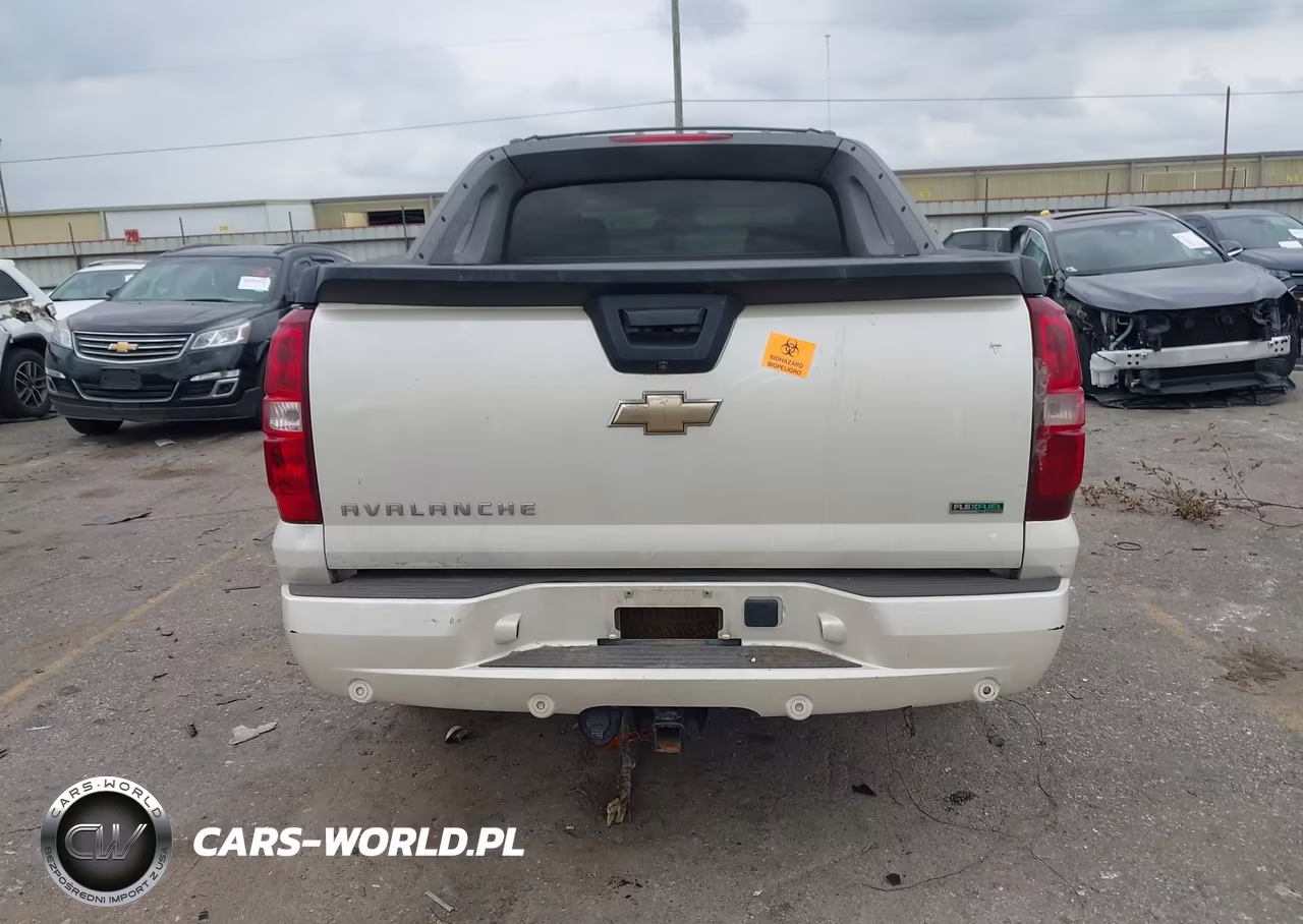 2011 Chevrolet Avalanche 1500 Ltz VIN:3GNMCGE01BG114962 - 16