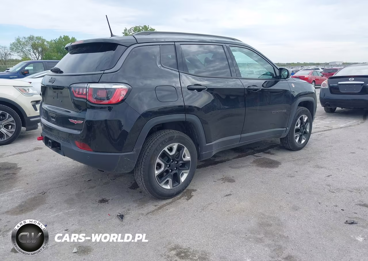 2017 Jeep New Compass Trailhawk 4X4 VIN:3C4NJDDB2HT681718 - 4