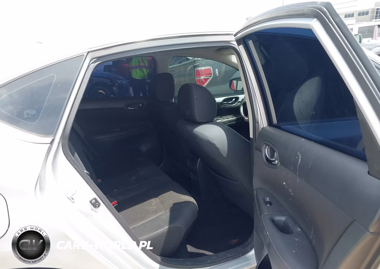 2019 Nissan Sentra S VIN:3N1AB7AP4KY227318 - 8