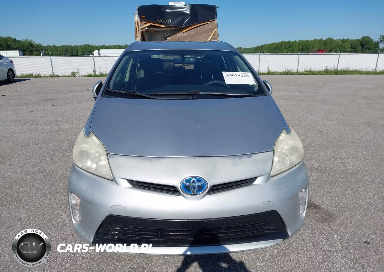 2012 Toyota Prius Two VIN:JTDKN3DU8C5421318 - 12