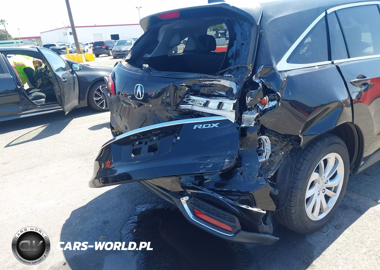2018 Acura Rdx Technology Package-W-Technology-Acurawatch Plus Pkg VIN:5J8TB3H52JL012340 - 4