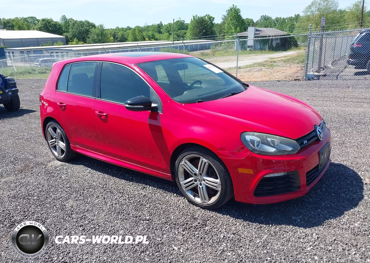 2012 Volkswagen Golf R 4-Door